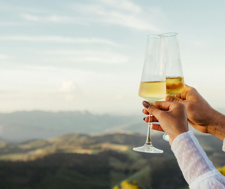 Notizie sul vino: La Toscana del vino apre agli spumanti, inizia una nuova era per l’IGT