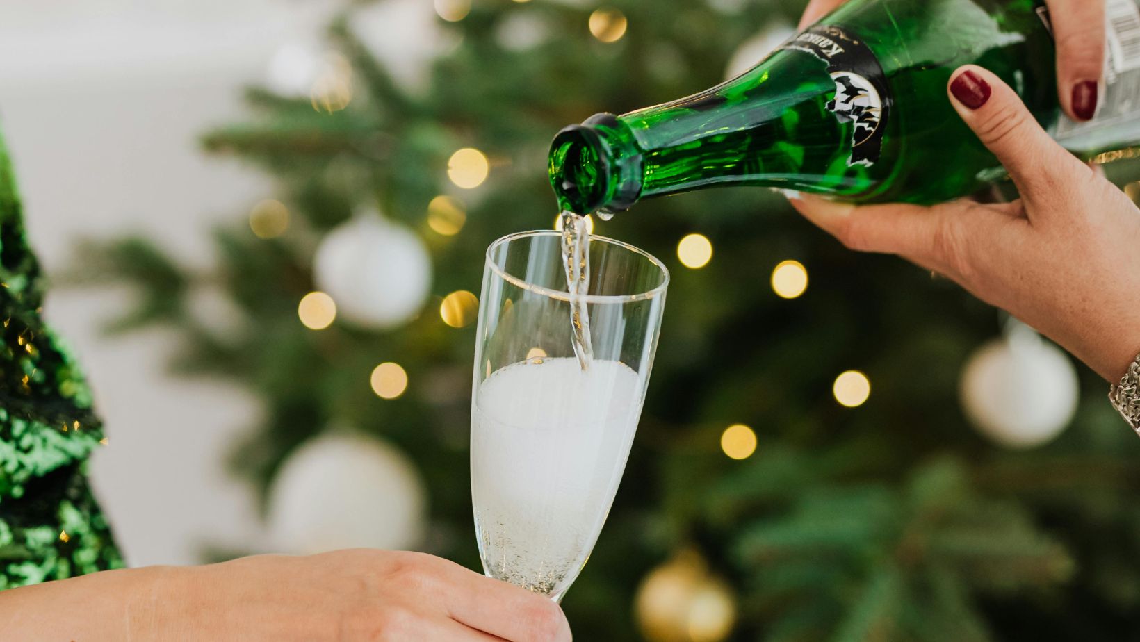 I vini italiani più richiesti per Natale 2025: guida alle tendenze nelle enoteche online