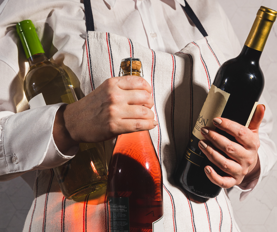 Si può riportare a casa la bottiglia di vino avanzata? Le regole del Galateo