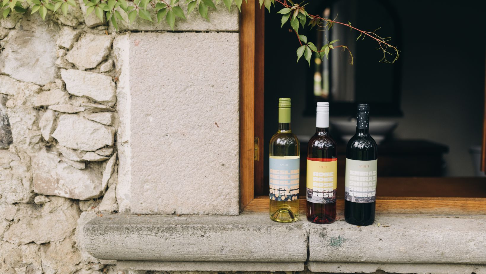Perché le bottiglie di vino hanno le spalle?