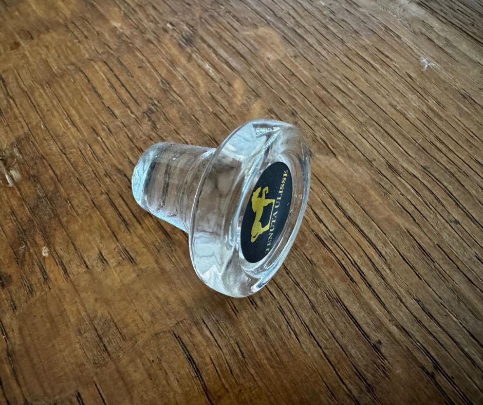 Perché alcune bottiglie di vino hanno il tappo di vetro?