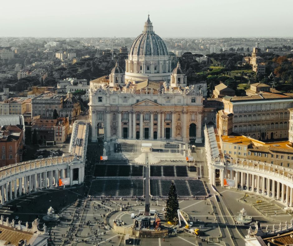 Notizie sul vino: Svelato il vino della Santa Sede, tutto sul blend per gli eventi istituzionali del Vaticano